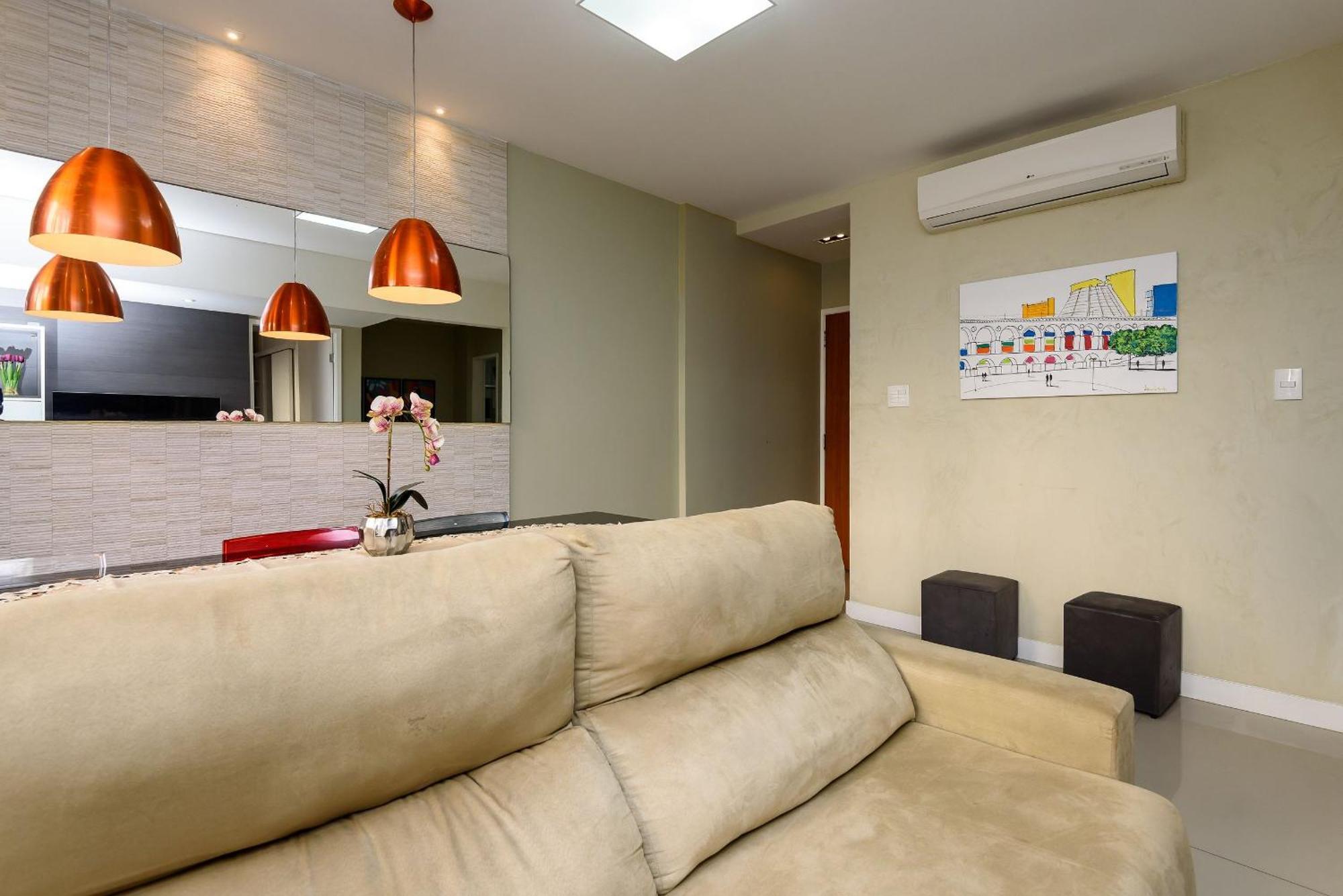 Apartamento Moderno 2qtos Em Copacabana | Br 737/504 *